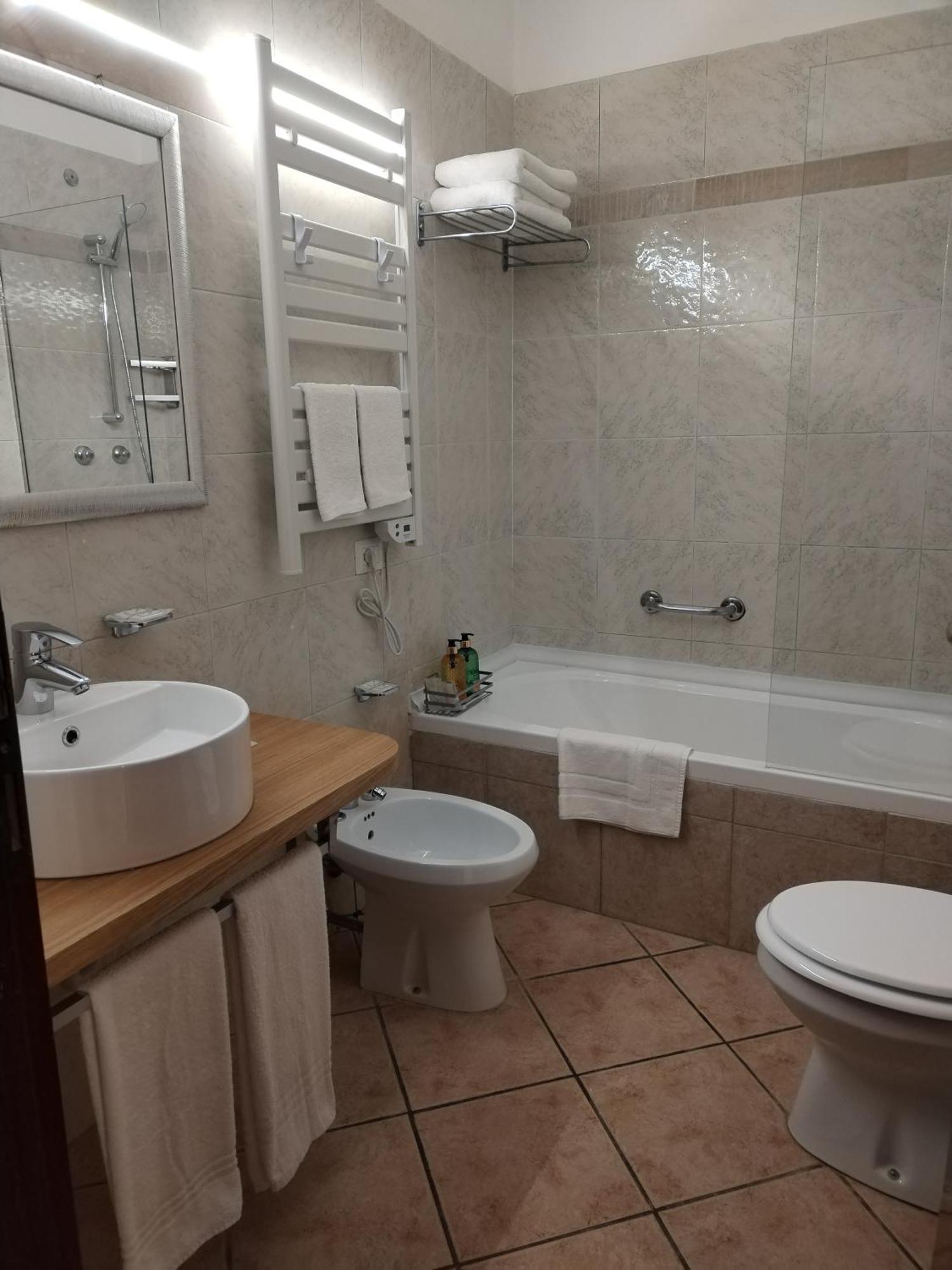 B&B L'Esquilina Rzym Zewnętrze zdjęcie